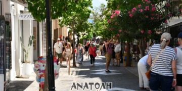 Δεν έχουμε υστέρηση σε αριθμό επισκεπτών, αλλά έχουμε πολλές κλίνες να καλύψουμε