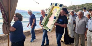 Λιτανεία της εικόνας του Αγ. Παντελεήμονα στο Καλό Χωριό (βίντεο)
