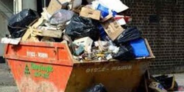 Σιδερένιος κάθος για την απόρριψη ογκωδών απορριμμάτων
