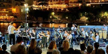 Μουσική πανδαισία από τη Φιλαρμονική του Δήμου Αγίου Νικολάου (βίντεο)