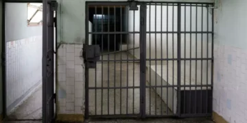 Στη φυλακή ο “ψευτογιατρός” από την Κίσσαμο και η συνεργάτης του