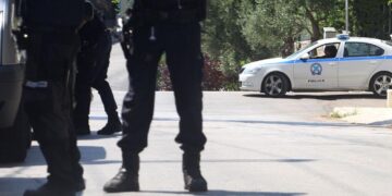 Ηράκλειο: Συμπλοκή ατόμων στο κέντρο – Καταδίωξη από την ΕΛ.ΑΣ