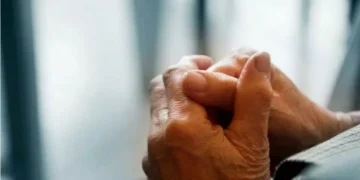 Απείλησε να σκοτώσει τη μητέρα και τον αδελφό του!