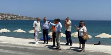 Παραλιακός και Απεντομωτήριο τα θέματα της επίσκεψης Ανδρουλάκη στη Σητεία