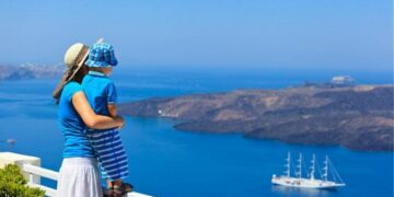ΙΕΛΚΑ: Οι μισοί Έλληνες δεν θα κάνουν φέτος διακοπές