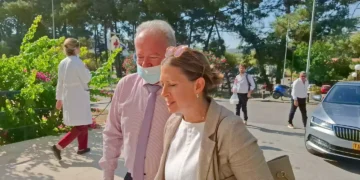 Στο Βενιζέλειο η πρέσβης του Καναδά για την οικογένεια που δέχτηκε επίθεση στην Κρήτη