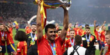 MVP του Euro 2024 ο Ρόδρι, καλύτερος νέος παίκτης ο Γιαμάλ