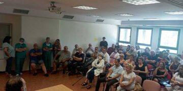 Κινητοποίηση στη διοίκηση της 7ης ΥΠΕ αποφάσισε η συνέλευση στο νοσοκομείο Αγ. Νικολάου
