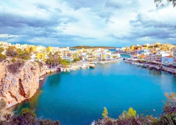 Υπάρχουν γερμανικά τανκς στη Λίμνη του Αγίου Νικολάου;