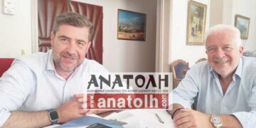 Mελέτη αμφισβητεί την ύπαρξη μικροπλαστικών που στέρησαν τη Γαλάζια Σημαία από το Βούλισμα