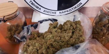 Κατασχέθηκαν παραπάνω από 1.200 γραμμάρια κάνναβης, ζυγαριά ακριβείας και χρηματικό ποσό