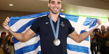 Ολυμπιακοί Αγώνες: Αποθεωτική υποδοχή για τον αργυρό ολυμπιονίκη Απόστολο Χρήστου