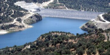 Φράγμα Φανερωμένης: Πώς μπλόκαρε η έρευνα των παράνομων συνδέσεων