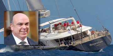 Ναυάγιο στη Σικελία: Ποιος είναι ο «Μπιλ Γκέιτς της Βρετανίας» που αγνοείται μαζί με την κόρη του