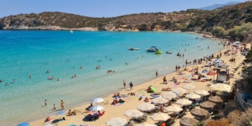 Η εξωτική παραλία Βούλισμα του Καλού Χωριού
