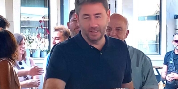 Στην Περιφερειακή Ενότητα Λασιθίου περιοδεύει από το πρωί ο πρόεδρος του ΠΑΣΟΚ-ΚΙΝΑΛ Νίκος Ανδρουλάκης