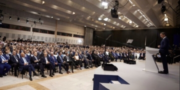 Μέτρα για την αύξηση του διαθέσιμου εισοδήματος σε μισθωτούς και συνταξιούχους
