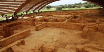 Επίσκεψη Ολλανδού εμπειρογνώμονα της UNESCO στο Μινωικό Ανάκτορο στα Μάλια