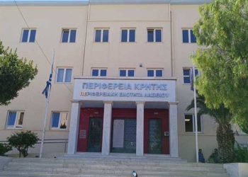 Εργασίες καθαρισμού ρέματος σε περιοχές της ΠΕ Λασιθίου