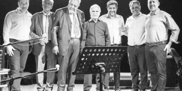 Μια μικρή αναφορά στους μεγάλους καλλιτέχνες Βασίλη Σκουλά και Πετρολούκα Χαλκιά