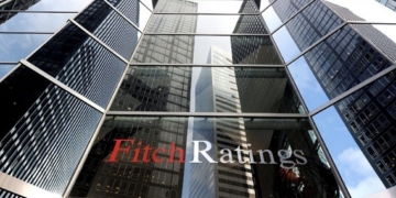 Fitch: Αναβάθμισε τις τέσσερις συστημικές ελληνικές τράπεζες