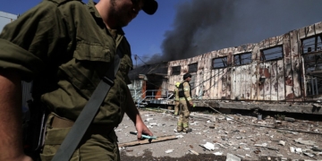 Νέο ισραηλινό σφυροκόπημα στον νότιο Λίβανο – Αναχαιτίστηκε πύραυλος της Χεζμπολάχ