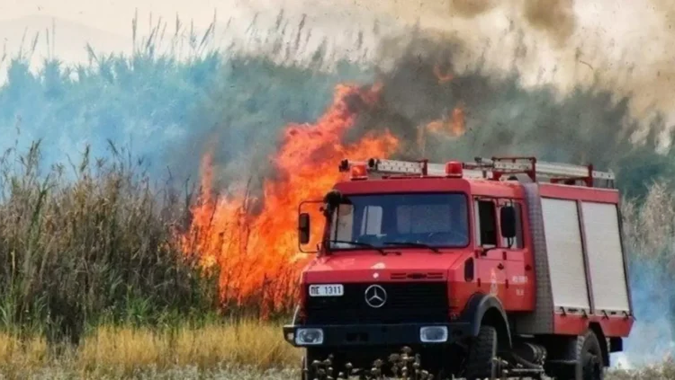 Φωτιά στην Αγία Τριάδα Ρεθύμνου
