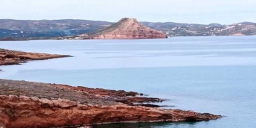 Πεζοπορία Χιώνα- Πετσοφάς-Σκινιάς