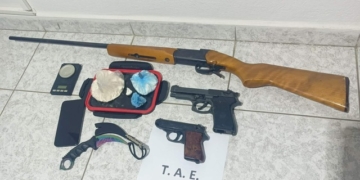 Συνελήφθη στον Άγιο Νικόλαο με κοκαΐνη, ζυγαριά ακριβείας, πιστόλια κρότου, κυνηγετικό όπλο