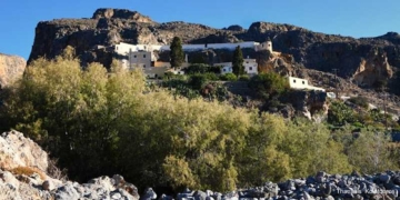 Κυκλική πεζοπορία στο Φαράγγι Μονής Καψά (Περβολακίων)