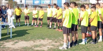 Ο Κόρφος Ελούντας ντύνεται… Μπόκα Τζούνιορς – Εντυπωσιακές οι νέες εμφανίσεις των «κυανοκίτρινων»