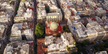 «Χτίζει» μητρώο η ΑΑΔΕ για τα ακίνητα στην Ελλάδα