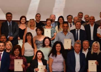Βράβευση ξενοδοχοϋπαλλήλων από τον Παγκρήτιο Σύλλογο Διευθυντών Ξενοδοχείων