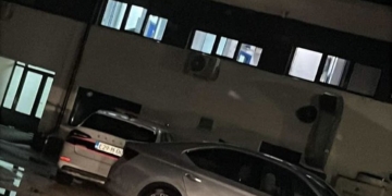 Βοσνία-Ερζεγοβίνη: 15χρονος σκότωσε με μαχαίρι αστυνομικό σε τμήμα – Τραυμάτισε σοβαρά άλλον έναν