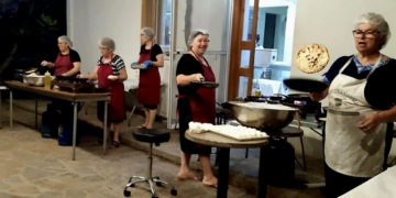 «Είναι ιδιαίτερες οι Κριτσώτικες νεράτες μυζηθρόπιτες ή μιστρόφτες»