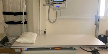 Στη Νεάπολη συνεχίζεται η τοποθέτηση του στολισμού