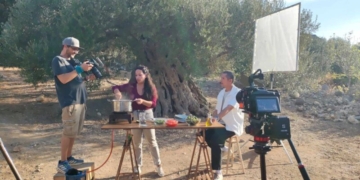 Στη Σητεία κινηματογραφικό συνεργείο με επικεφαλής τον σεφ Σωτήρη Κοντιζά