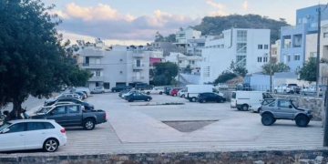Η μετακίνηση της λαϊκής αγοράς του Αγίου Νικολάου στην νέα θέση
