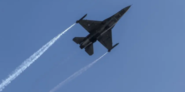 Πτήσεις F16 πάνω από την Κρήτη