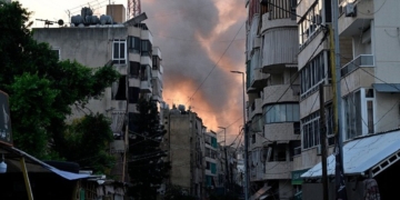 Νέα αεροπορικά πλήγματα του Ισραήλ σε Λίβανο, Συρία και Λωρίδα της Γάζας – Δεκάδες νεκροί