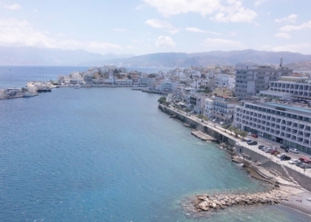 Ο Τουρισμός συνεισφέρει στο 50% περίπου του ΑΕΠ της Κρήτης