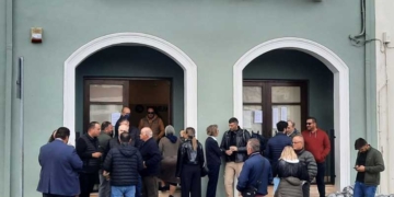 Με αρκετή συμμετοχή εξελίσσεται η ψηφοφορία για την εκλογή νέου Δ.Σ. στο Επιμελητήριο Λασιθίου