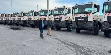 Έφτασαν Κρήτη οι 10 τράκτορες για τους Σταθμούς Μεταφόρτωσης Απορριμμάτων