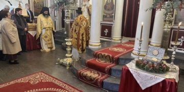 Με Αρχιερατική Θεία Λειτουργία πανηγύρισε ο Ιερός Ναός Αγίου Ελευθερίου Ιεράπετρας