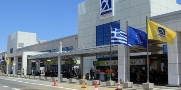 Νέο ρεκόρ επιβατικής κίνησης στις αερομεταφορές για το 11μηνο του 2024
