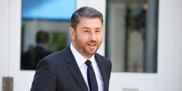 Νίκος Ανδρουλάκης: “Η Ελλάδα της ΝΔ είναι η Ελλάδα των ισχυρών ολιγοπωλίων. Μια δήθεν ελεύθερη αγορά που λειτουργεί χωρίς κανόνες εις βάρος των πολιτών”