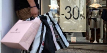 Κινήθηκε η αγορά της Σητείας στις γιορτές αλλά όχι ικανοποιητικά για τους καταστηματάρχες