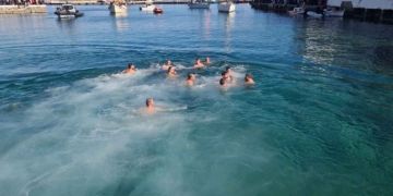 Με λαμπρότητα εορτάστηκαν τα Θεοφάνια στον Άγιο Νικόλαο – Ο Αγιασμός των Υδάτων (βίντεο)