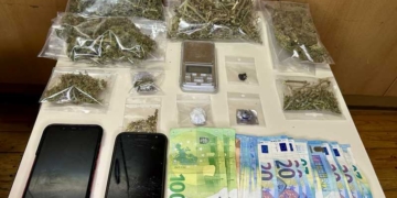 Συνελήφθησαν  δύο ημεδαποί κατηγορούμενοι για παραβάσεις της Νομοθεσίας περί Ναρκωτικών ουσιών