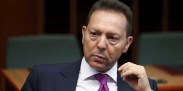 Στουρνάρας: «Γλιτώσαμε στην τρίχα – Αν η Ελλάδα έβγαινε τότε από το ευρώ, θα γινόταν Συρία»
